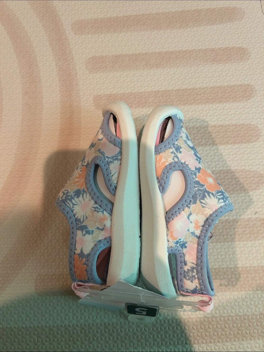 OshKosh B'gosh Floral Slip-On Sandals - Blue & Pink